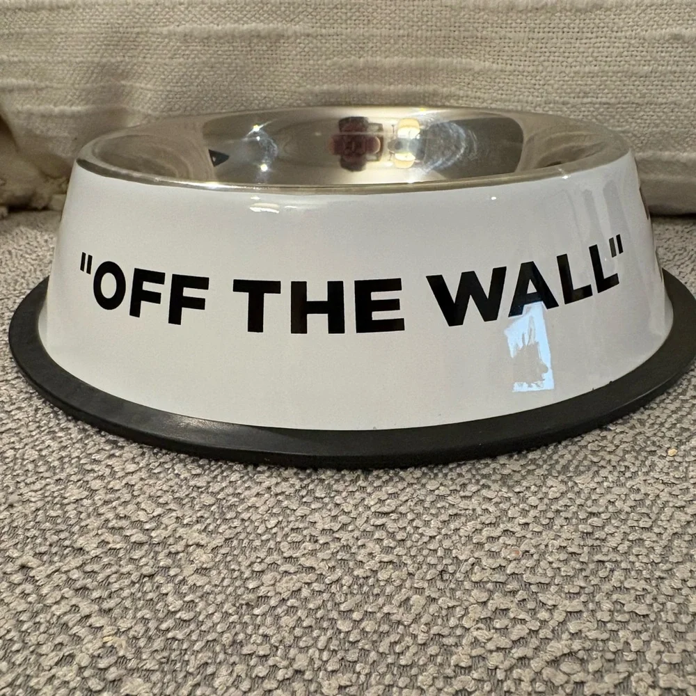 Vans pet food