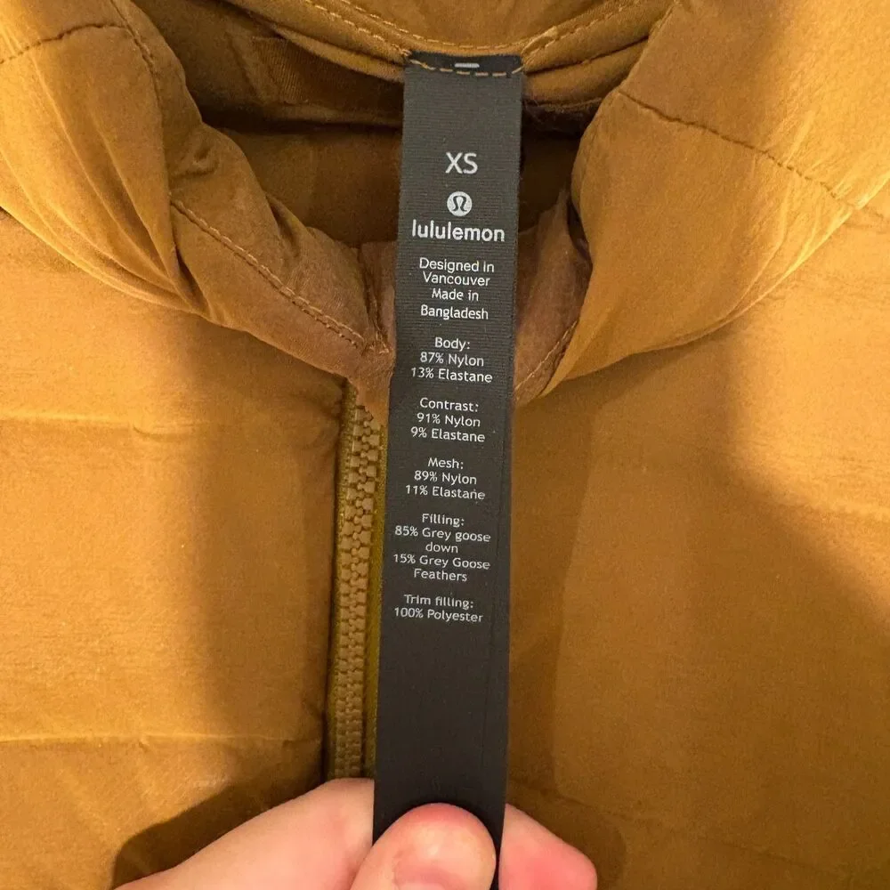 lululemon athletica side stretch