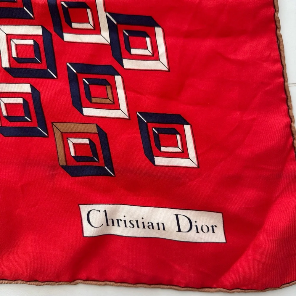 Dior this lovely