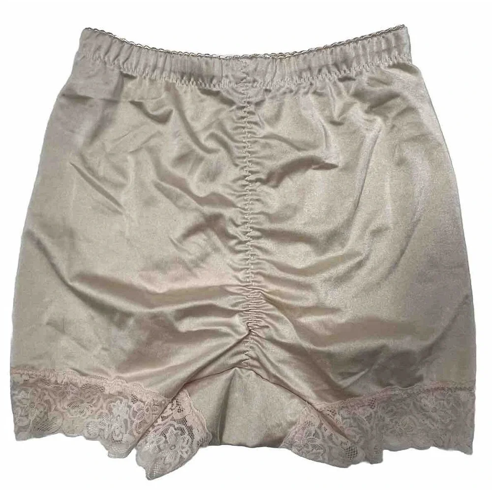 Rhonda Shear Panties Pin-Up Retro Ivory  Lace High Waist Size Small NWOT