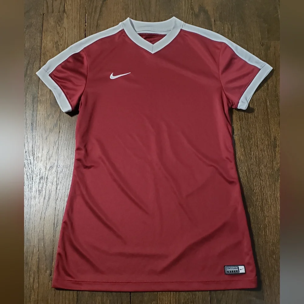 Nike Dri-FIT Red and White Top