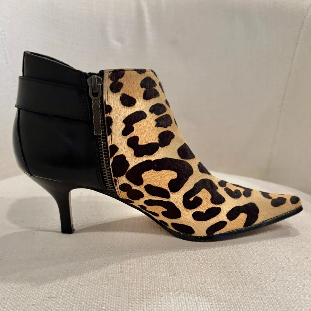 DONALD J. PLINER LURE Calf Hair Animal Print Kitten Heel Buckle Booties Size 8