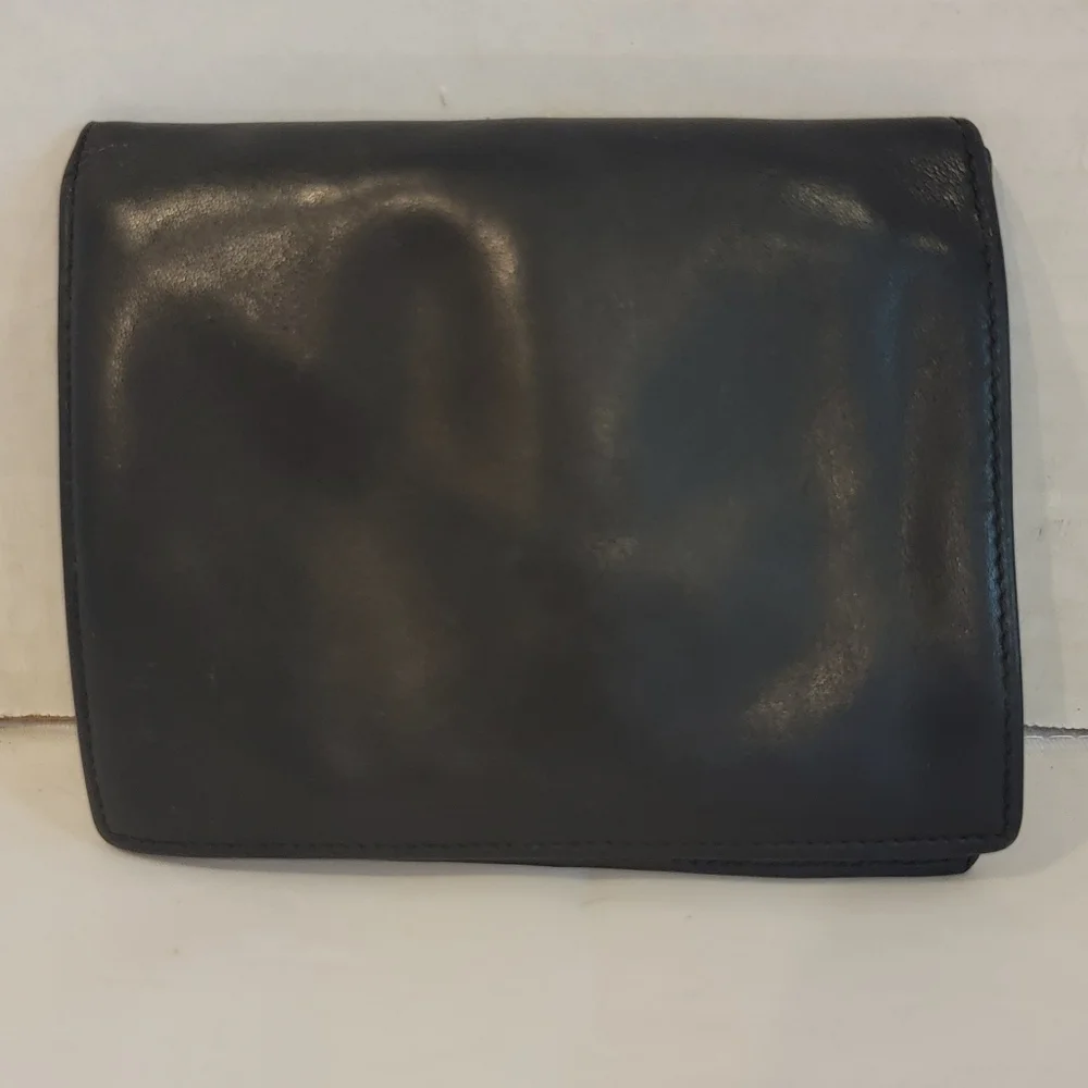 MEN'S TUMI BLACK LEATHER WALLET