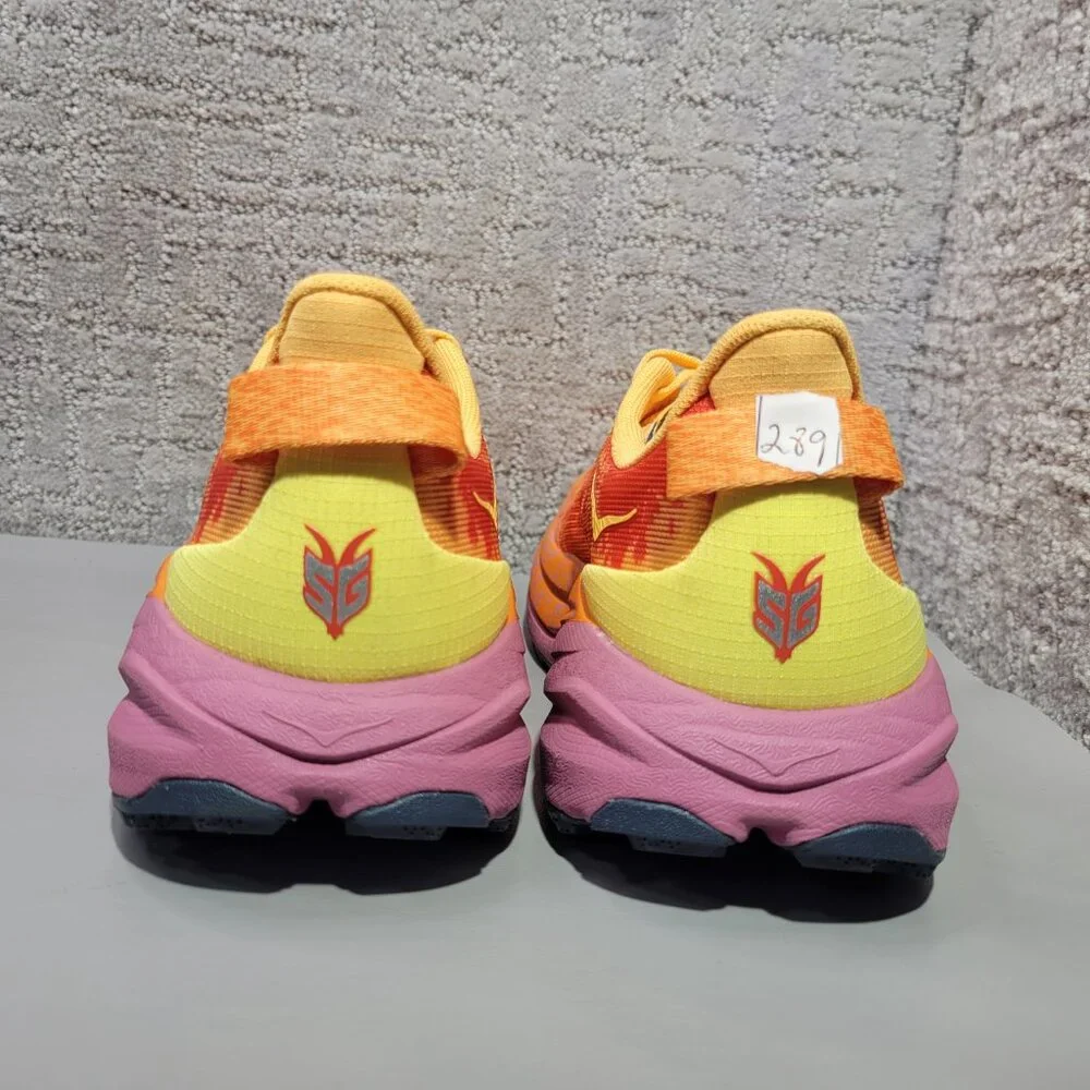 Hoka One One hoka one