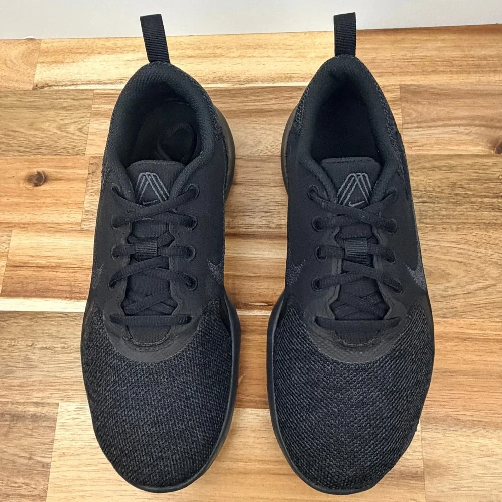 Nike glide through