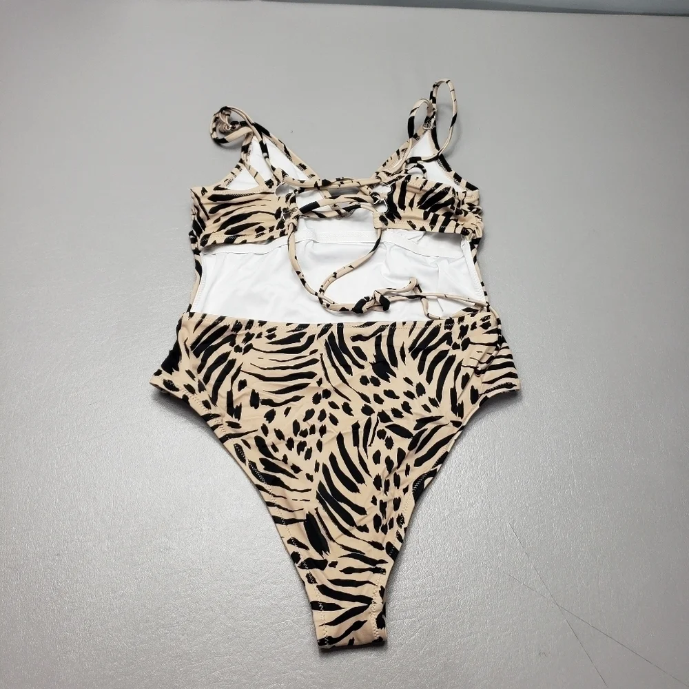 Shade & Shore suit animal