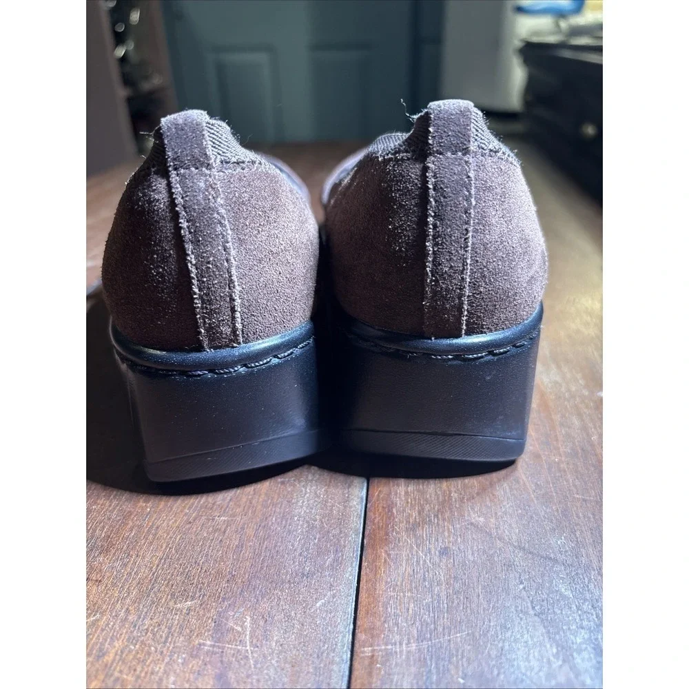 Clarks product pair
