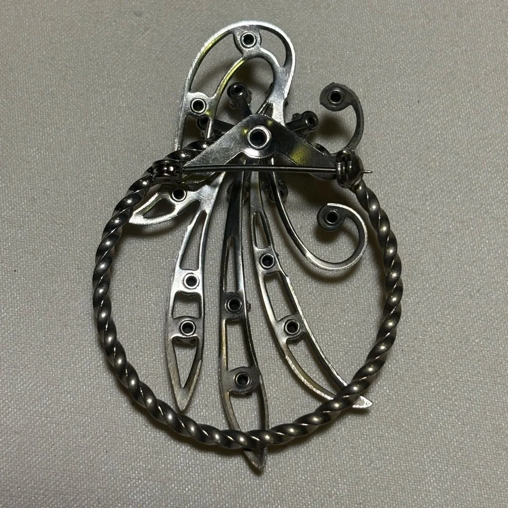 Vintage silver brooch