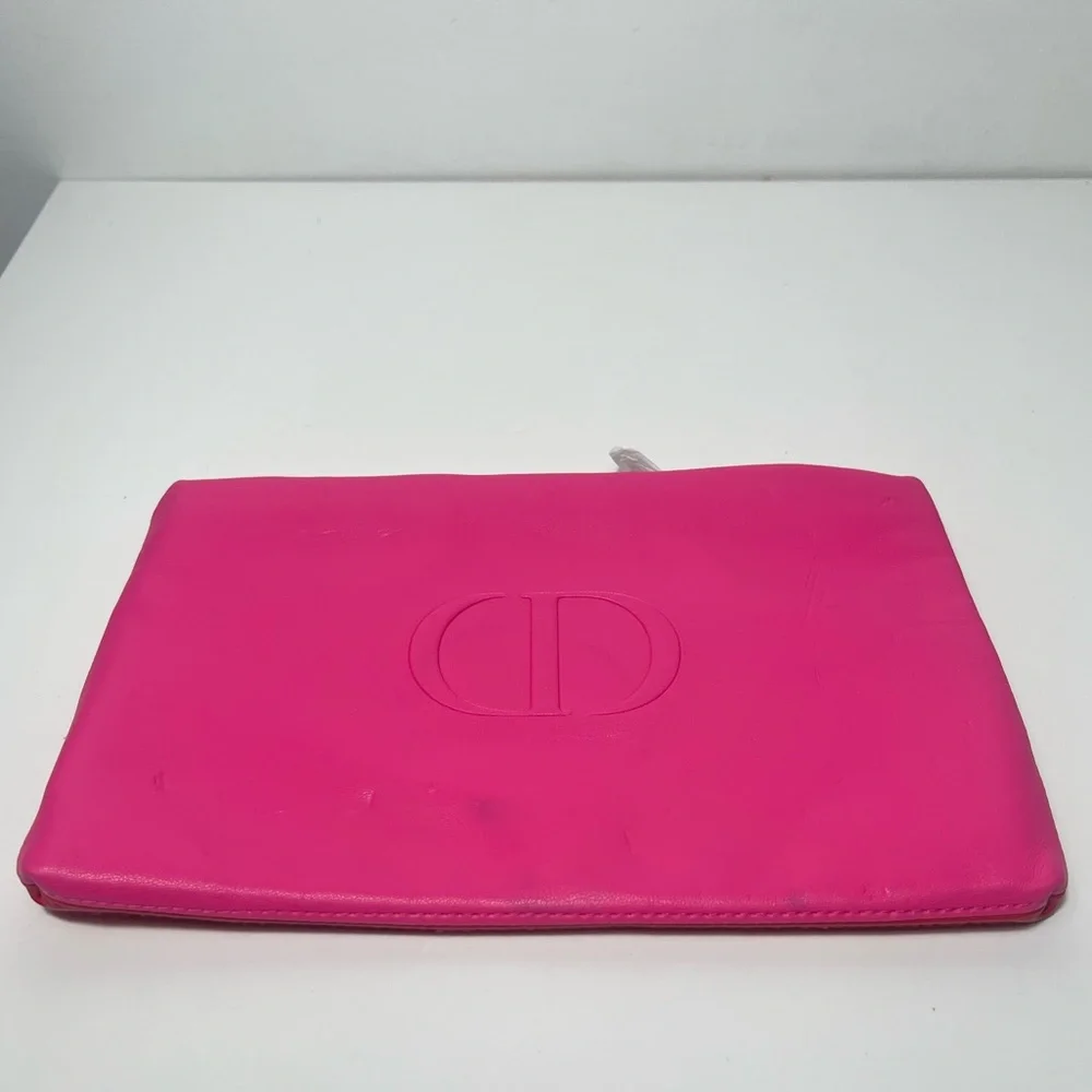 Dior details authentic