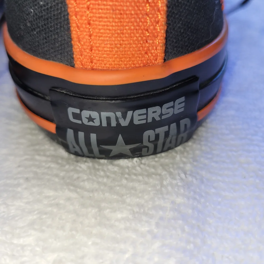 Converse classic low
