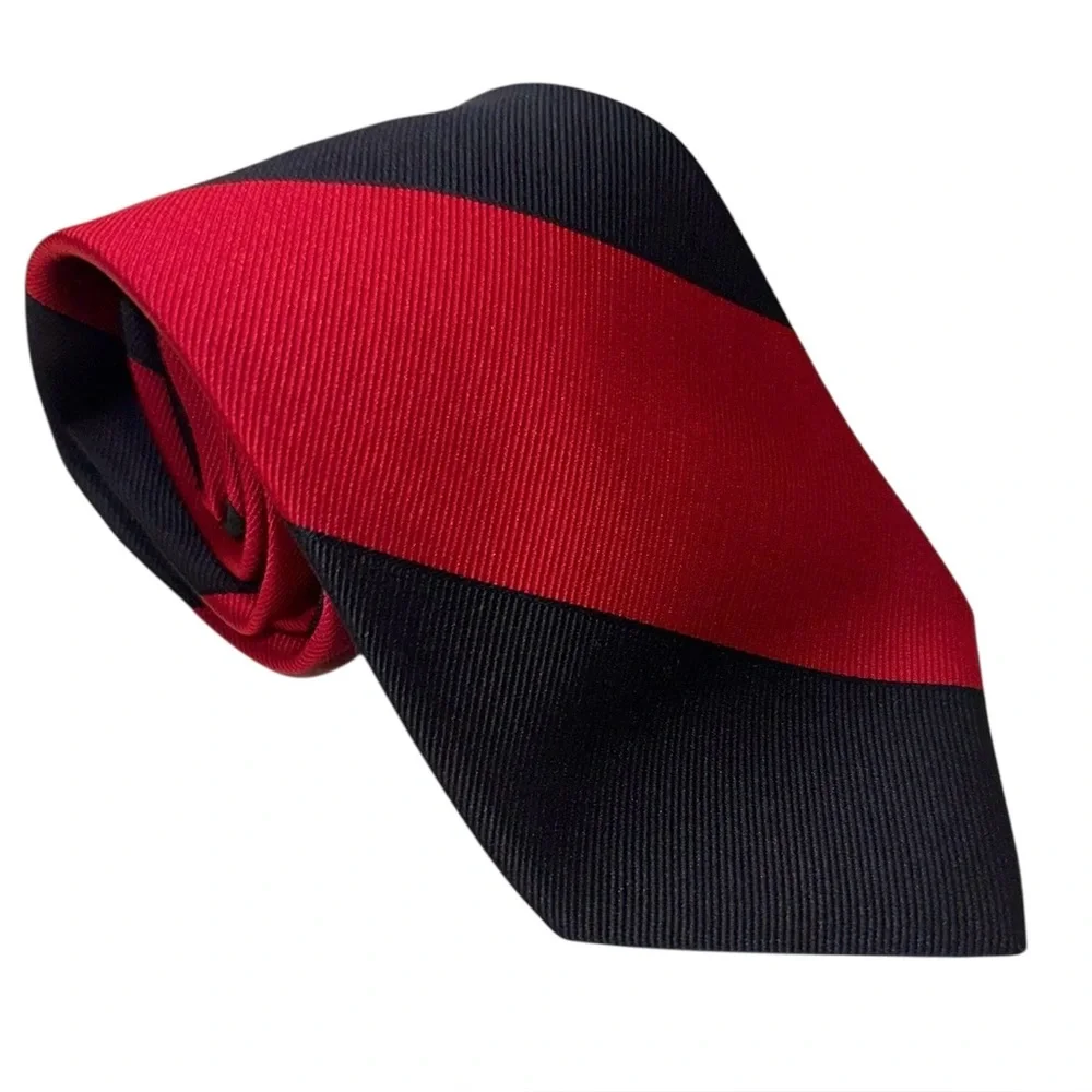 Jos. A. Bank tie gently
