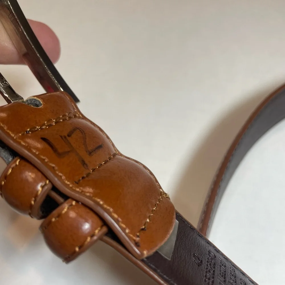 Beverly Hills Polo Club Men’s Brown Leather Belt. Size 42. Pre-owned