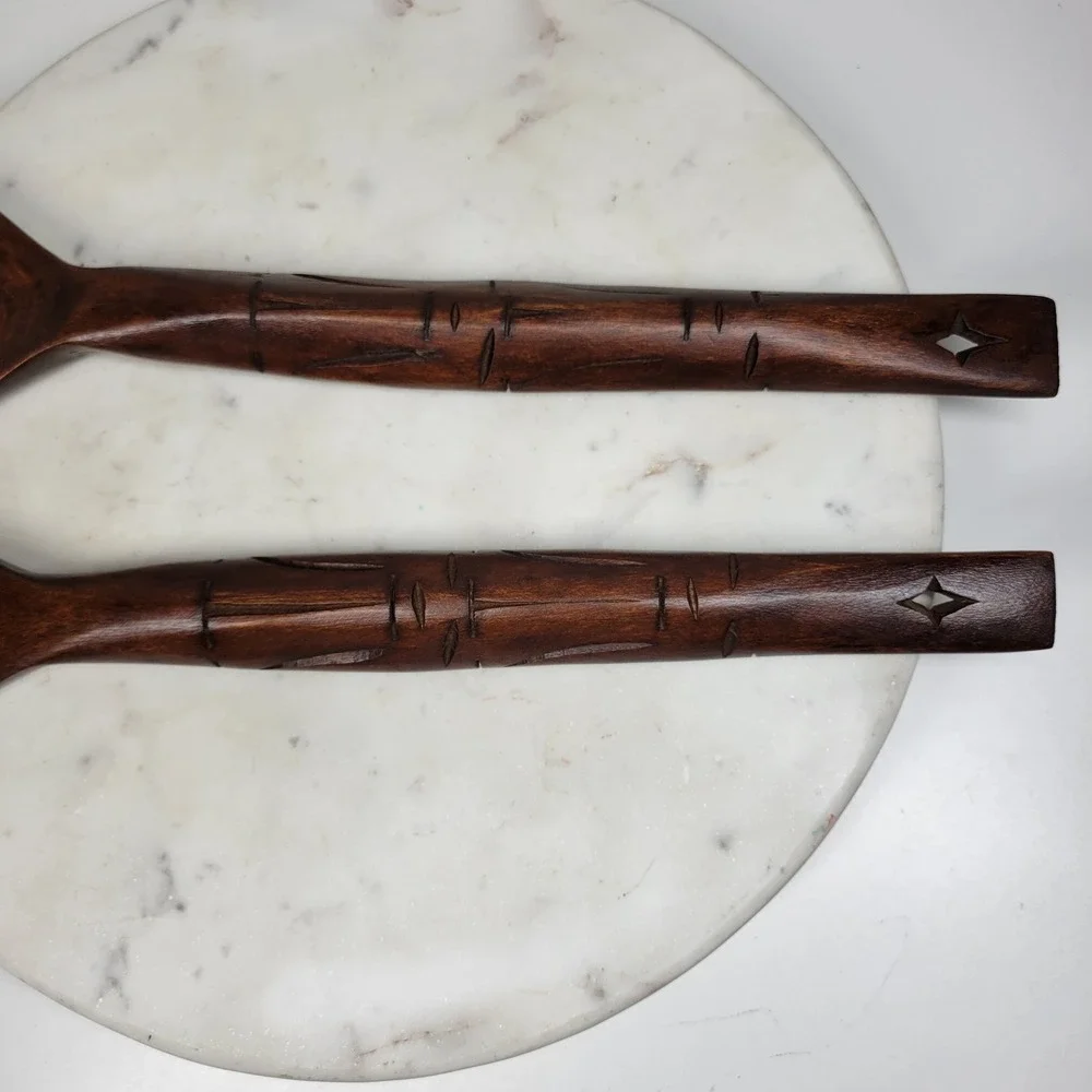 Vintage servers model bands