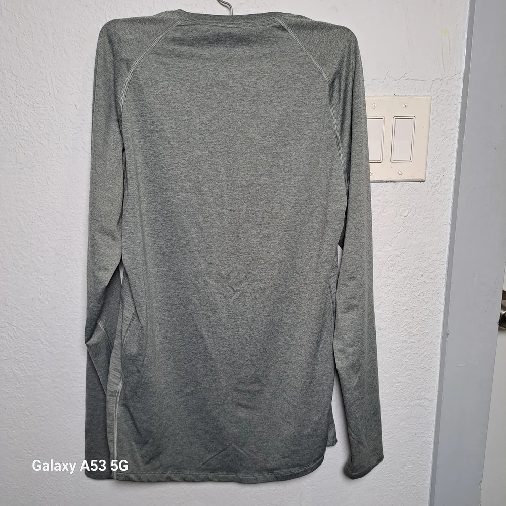 Nike breathable sleek