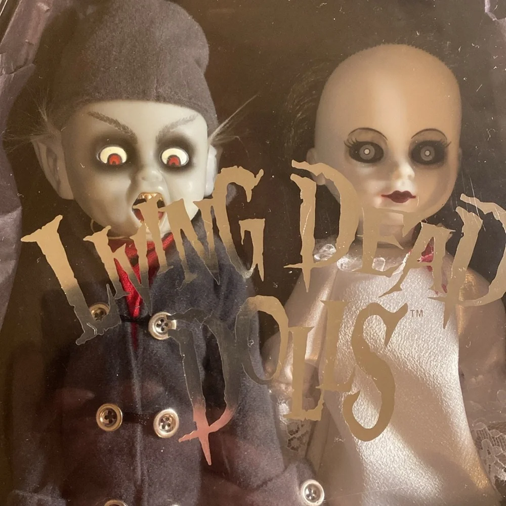 Mezco living dead