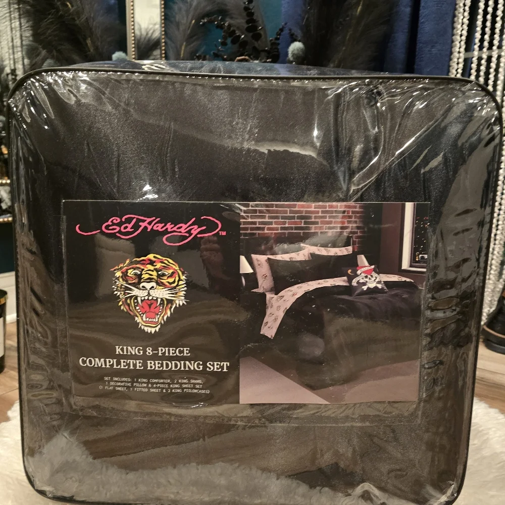 Ed Hardy ed hardy