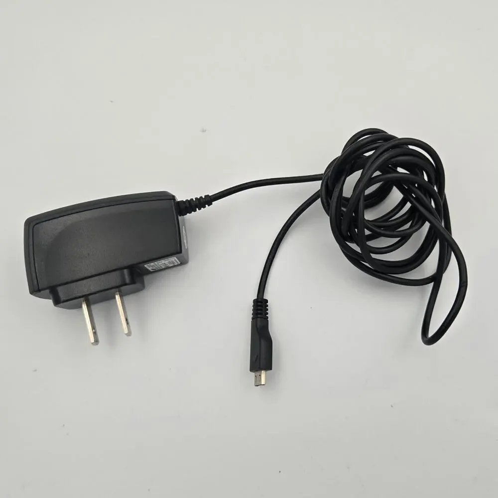 Samsung 5 Volt Travel Adapter Model ATADU10JBE