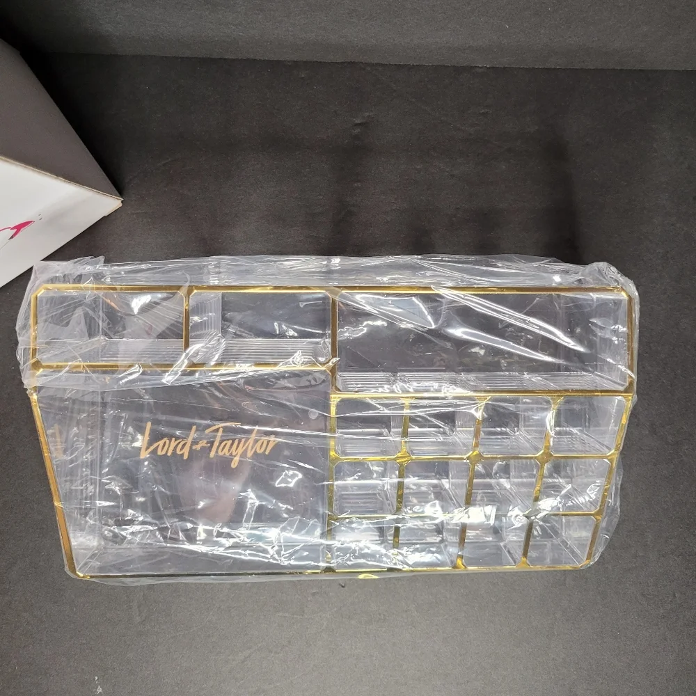 Lord & Taylor lord taylor