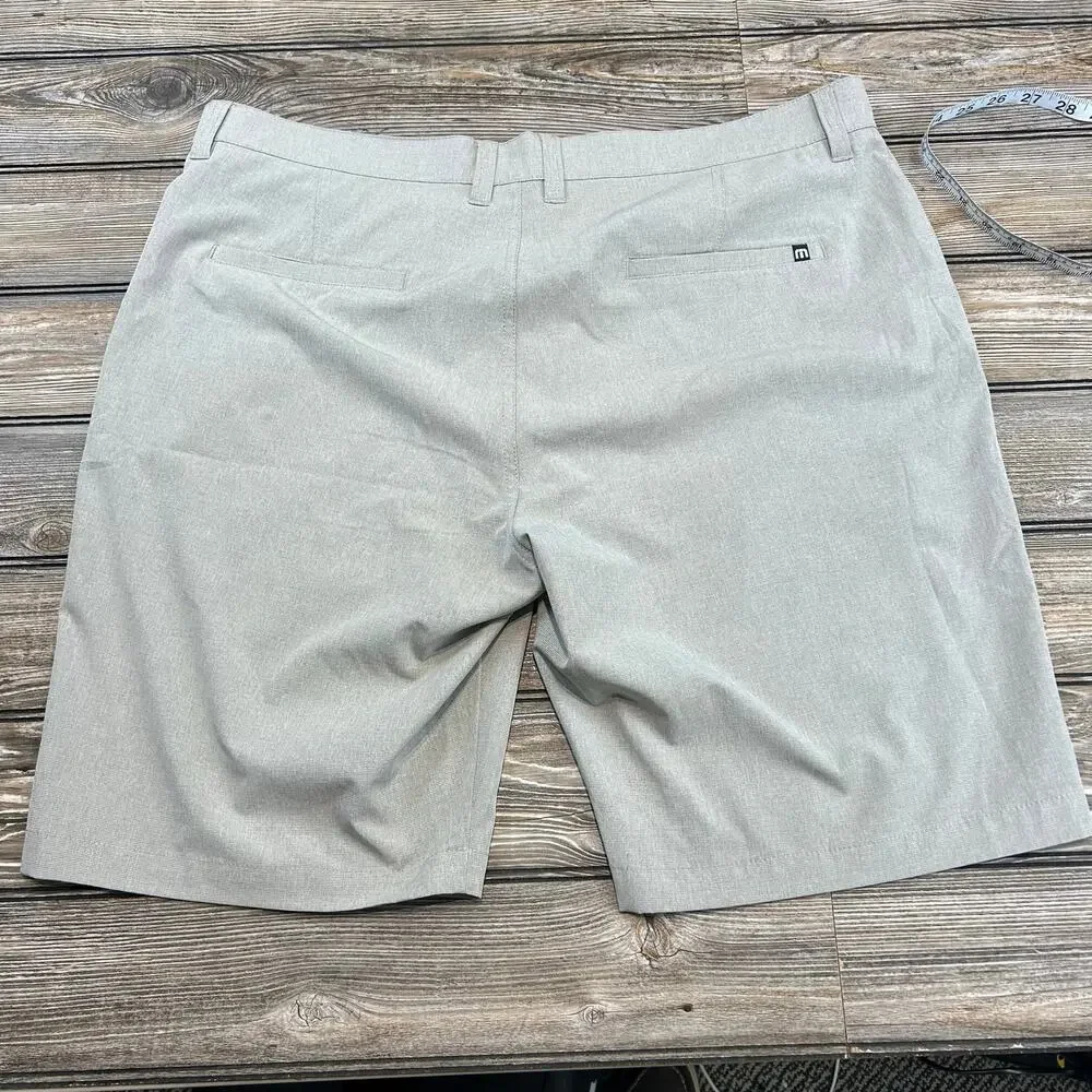 Travis Mathew beck hybrid