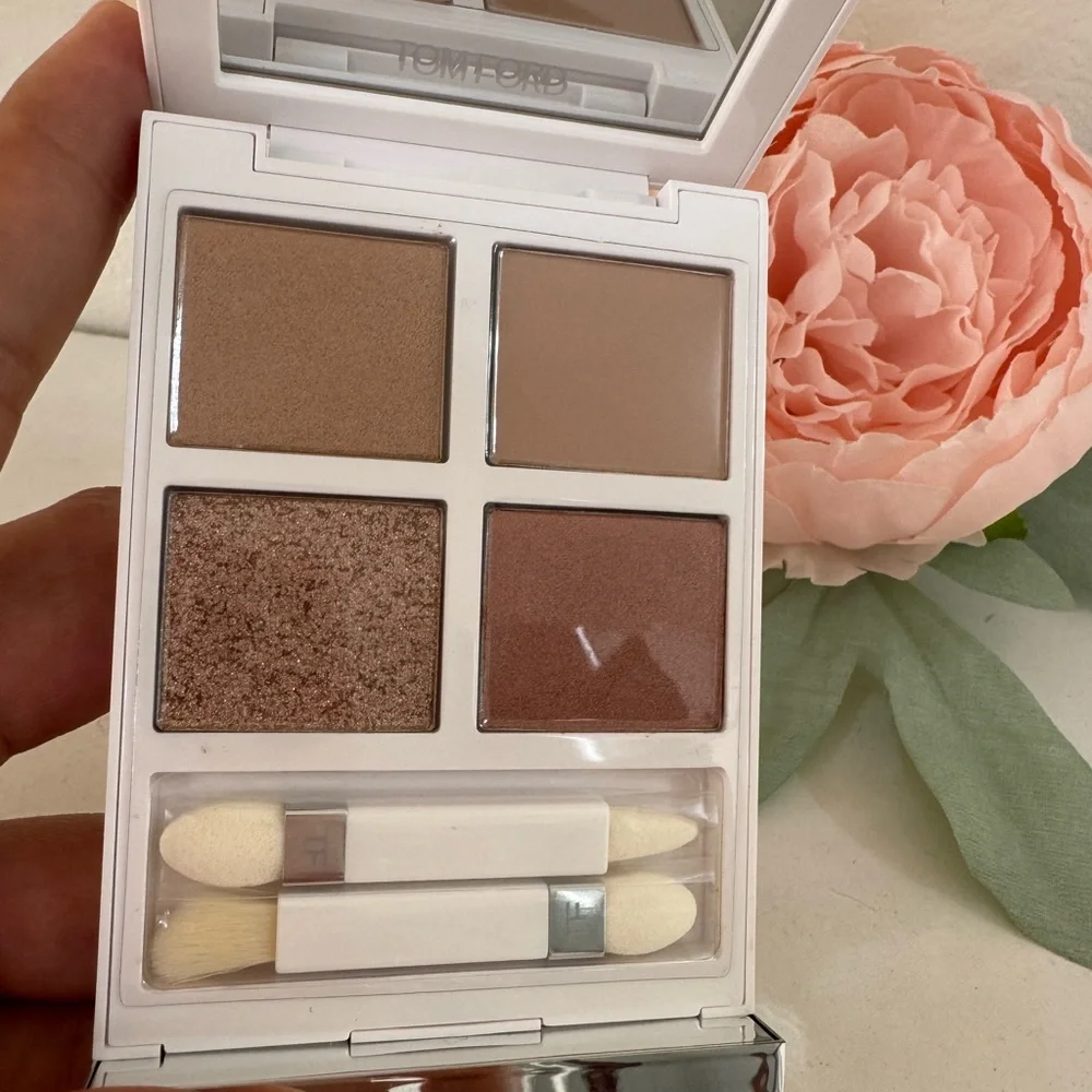 Tom Ford Eyeshadow Quad - COLOR 01 NAKED PINK