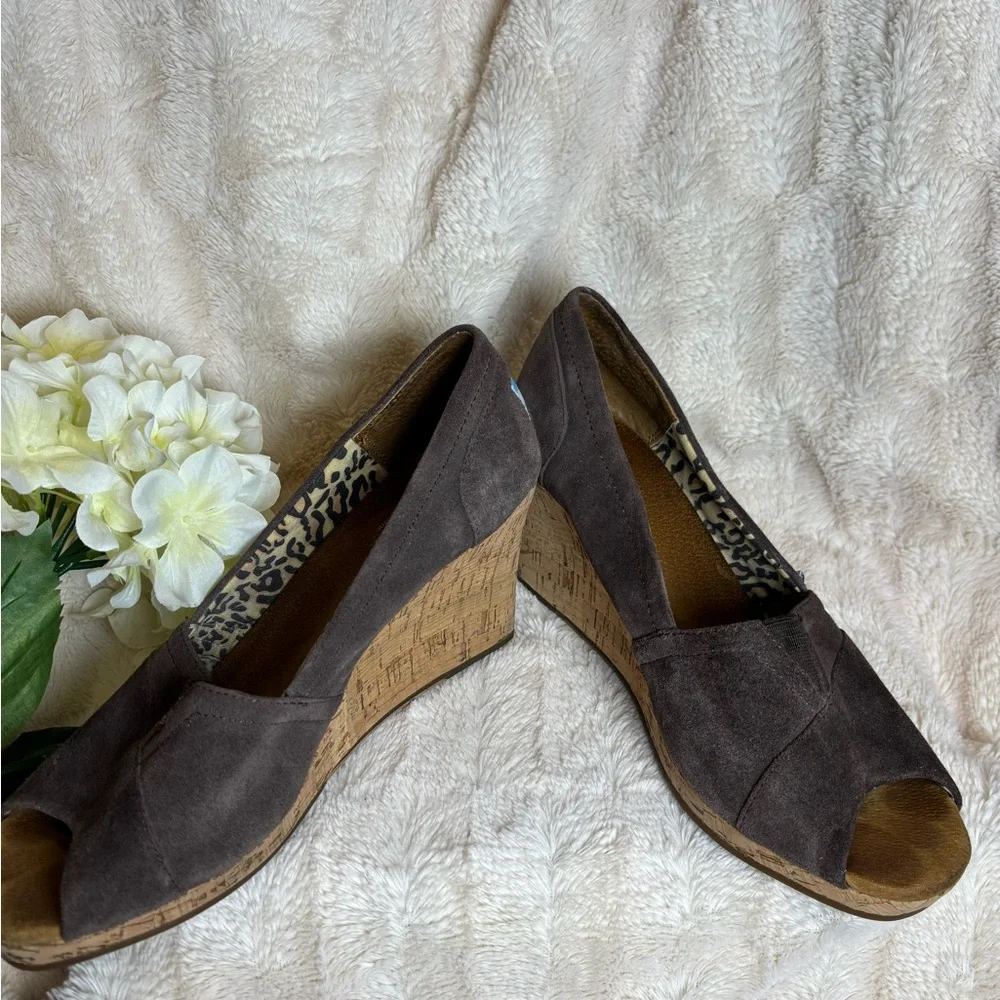 Toms chic taupe