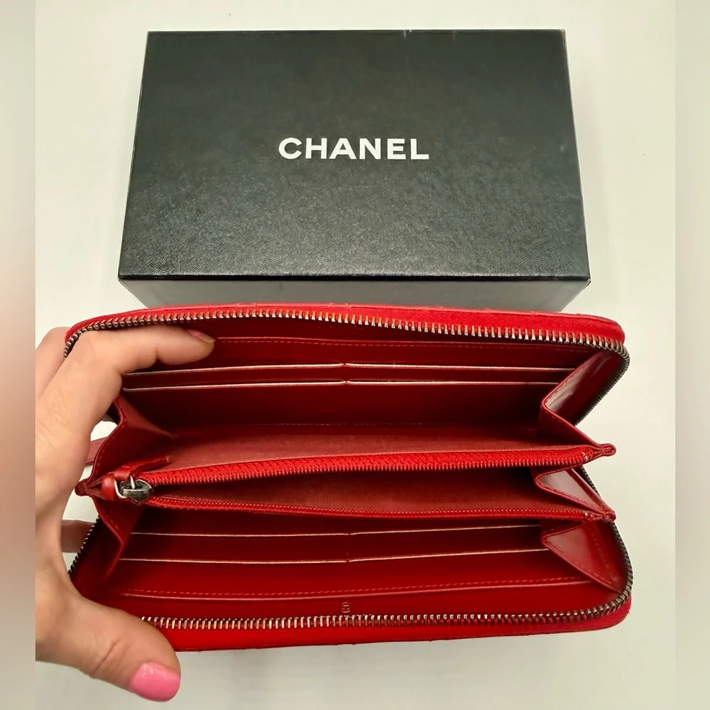 CHANEL timeless classique