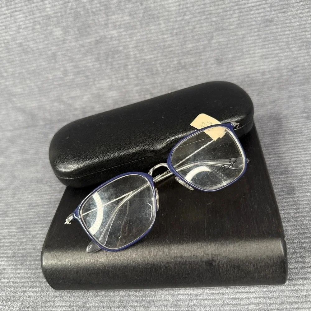 Ray-Ban •additional details•