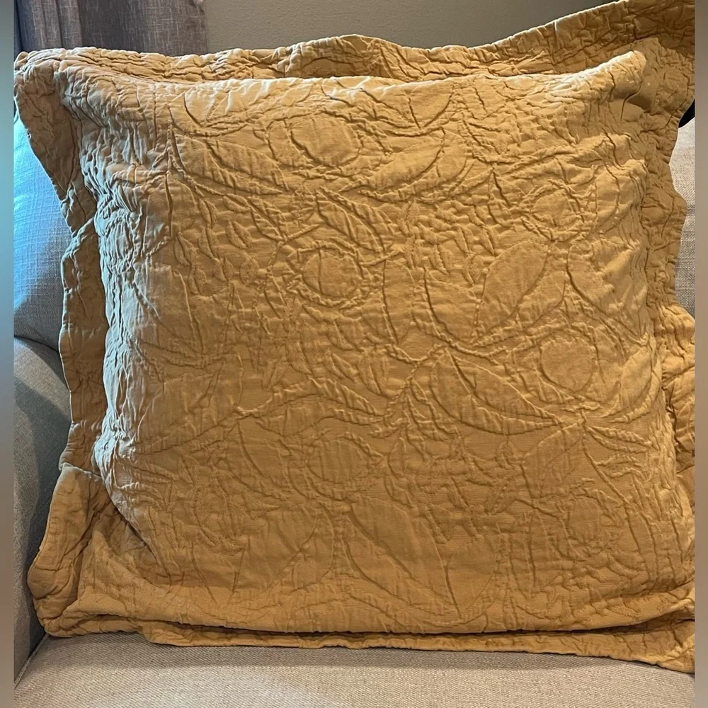 POTTERY BARN Matelasse Golden Yellow Euro Sham