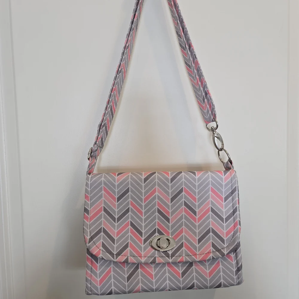 Lilly Bit chic crossbody