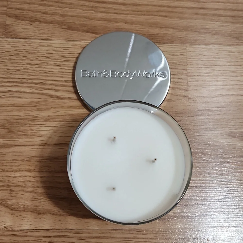Bath & Body Works bath body