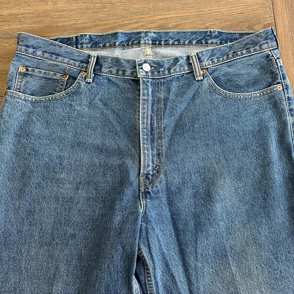 Levi’s 550 size‎ 42x32