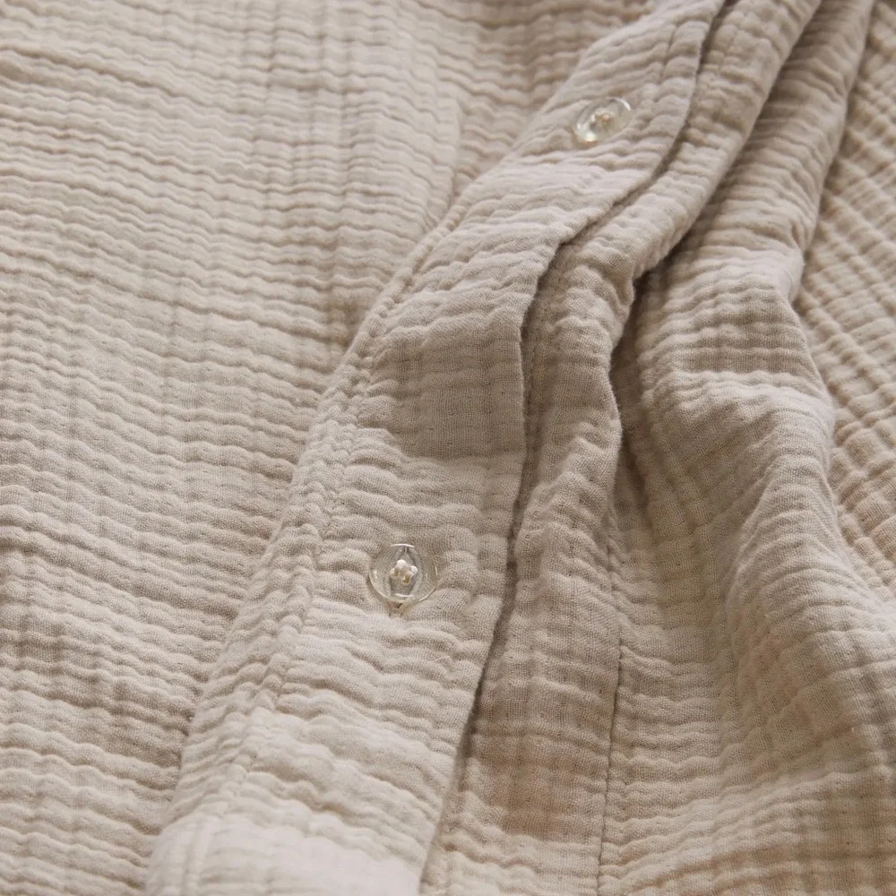 Quince light breathable