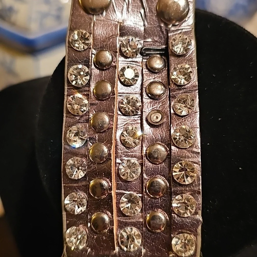N/A stylish brown