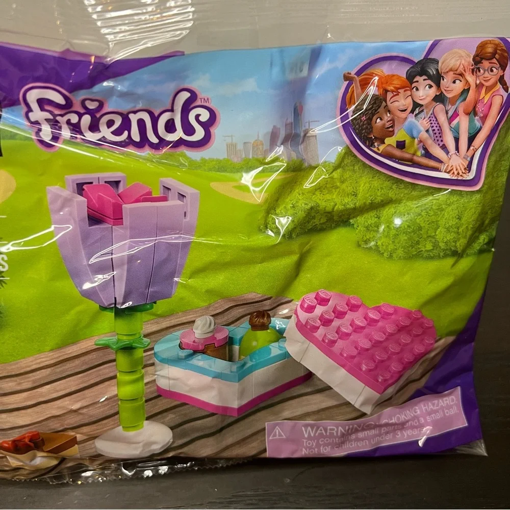 Lego friends flower