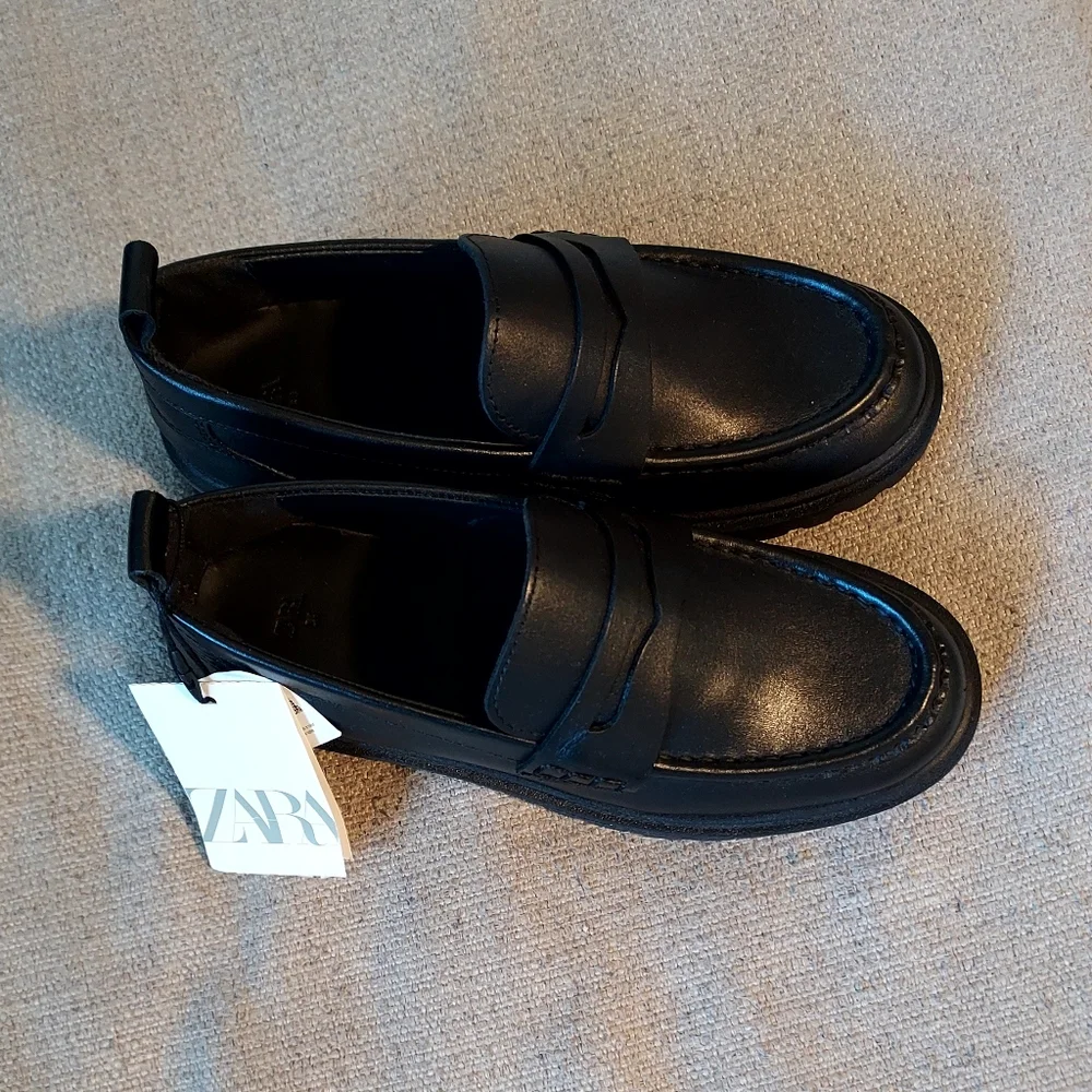 Zara step out