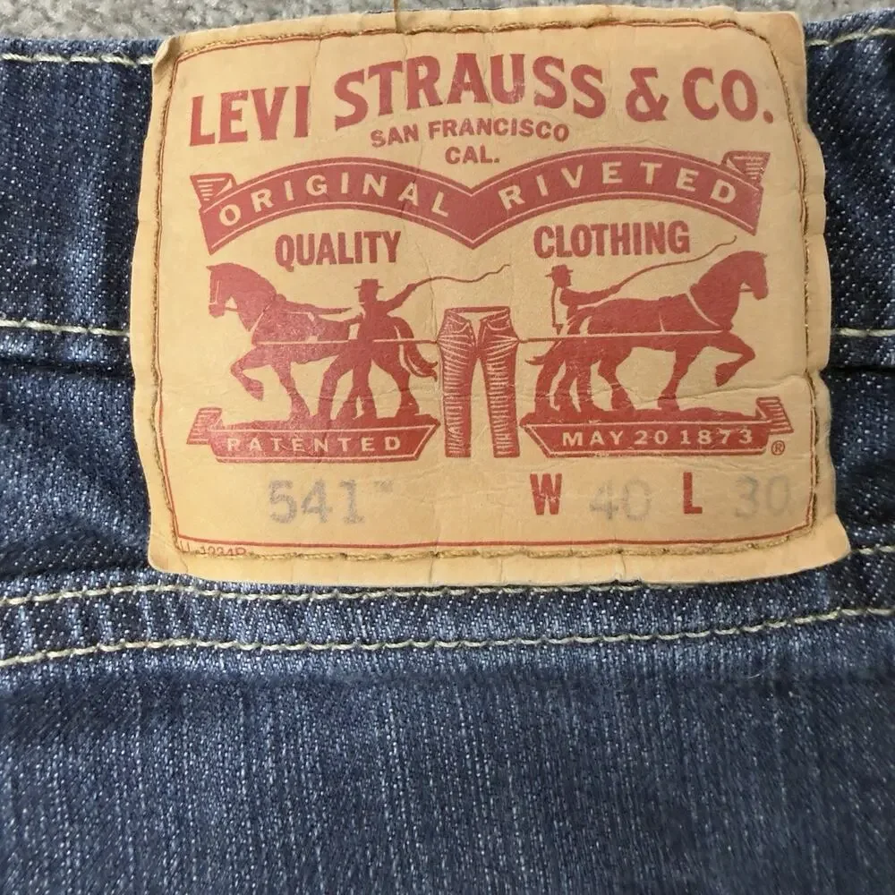 Levis fabric stretch