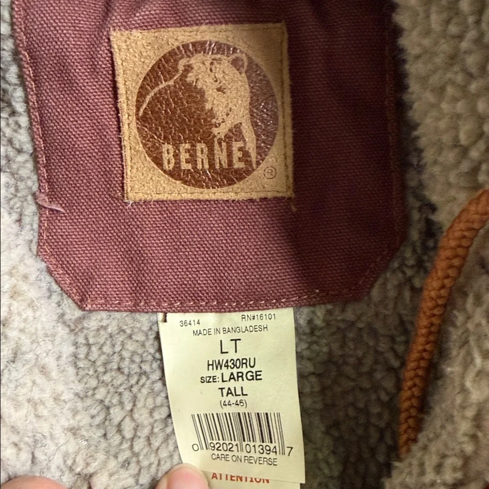 Berne rugged hooded