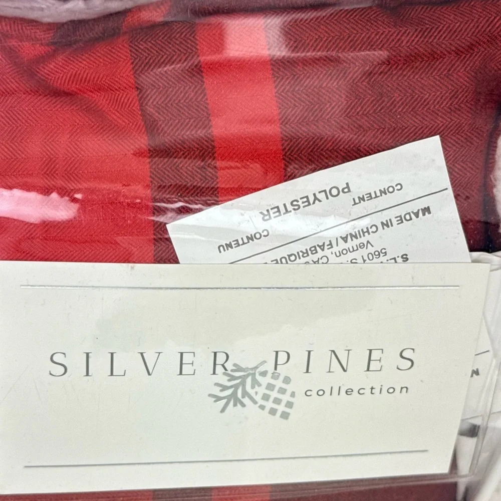 Silver Pines brand new