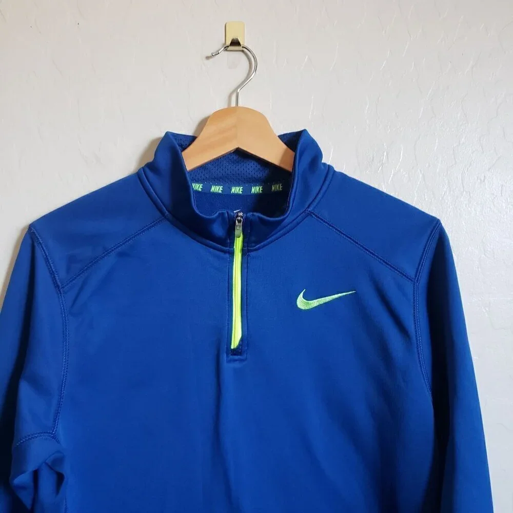 Nike therma fit