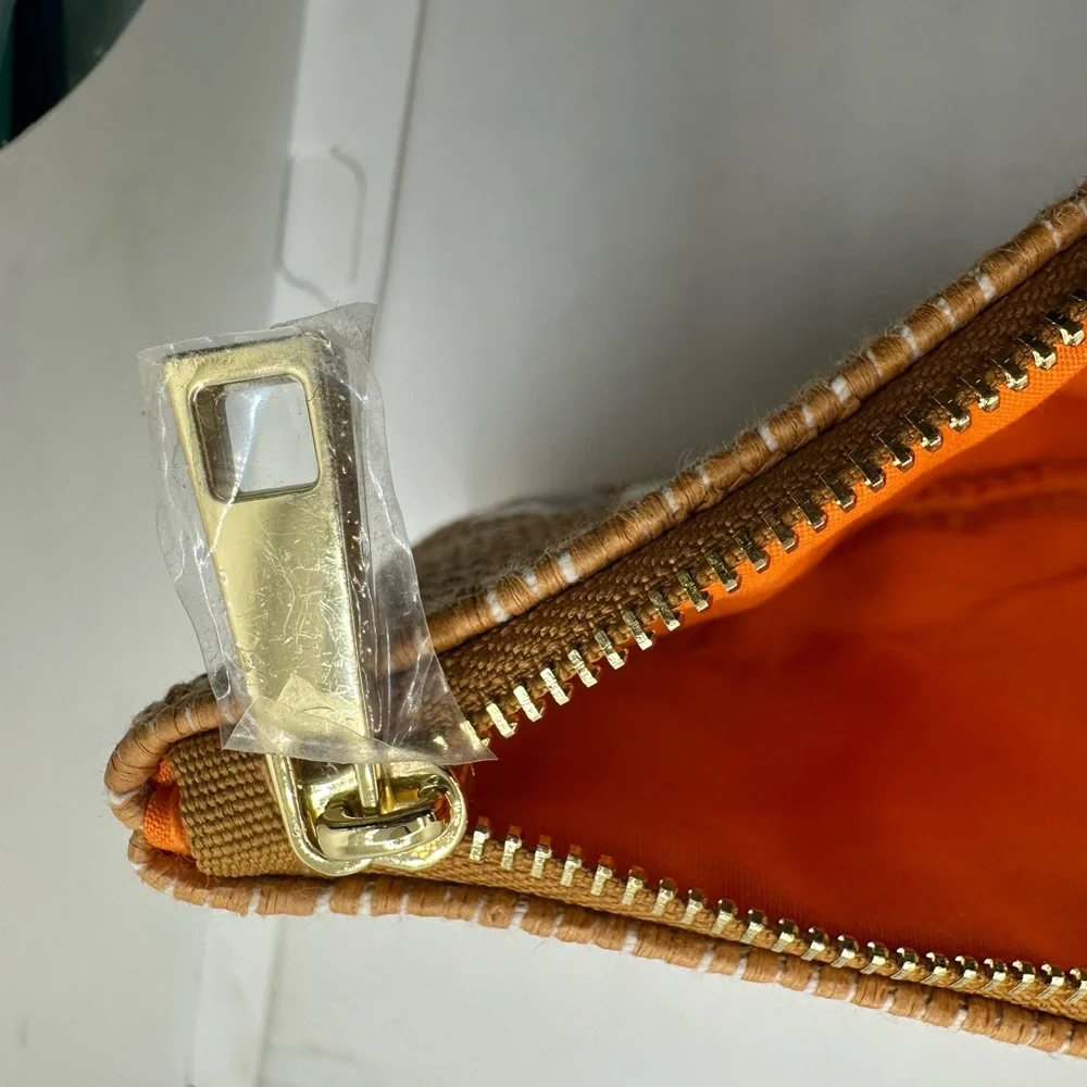Marc Jacobs elegant woven