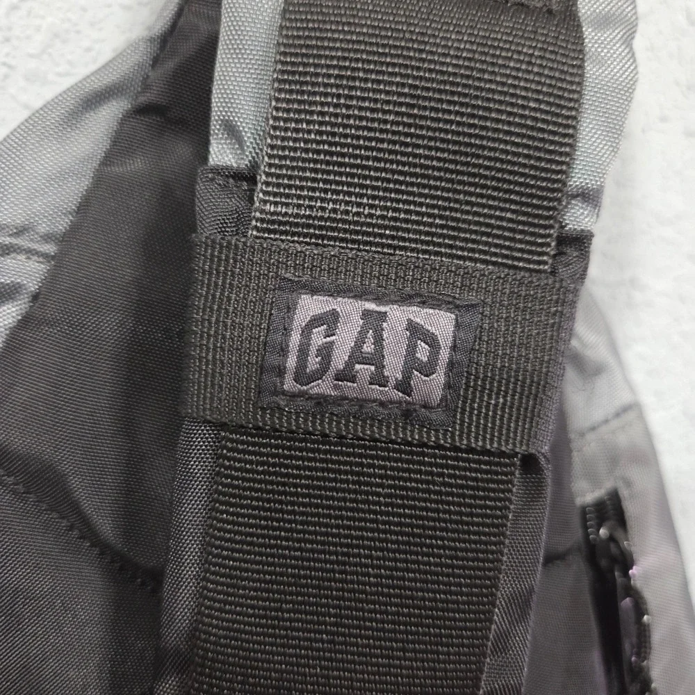 GAP vintage sling