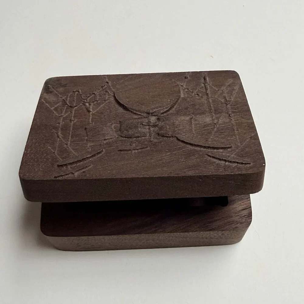 Unbranded keepsake gift #home