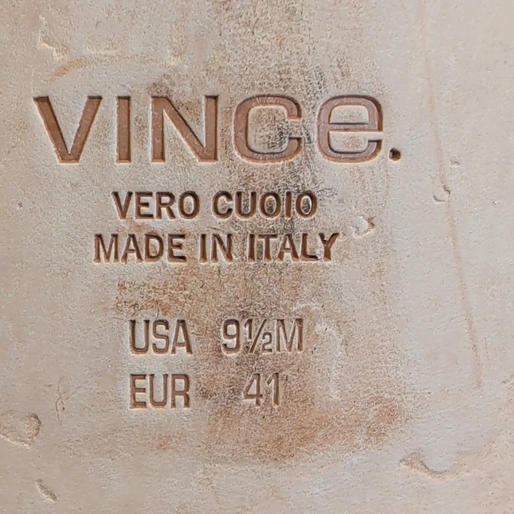 Vince men suede