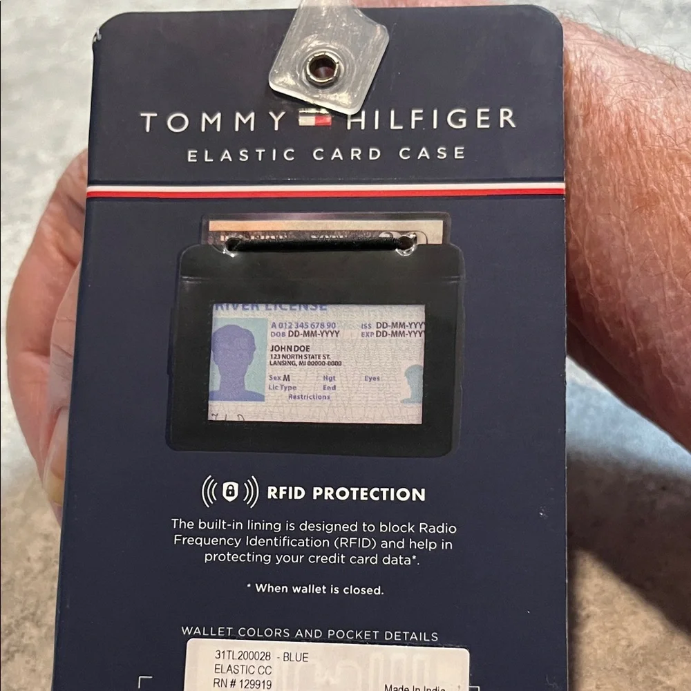 Tommy Hilfiger elegant navy