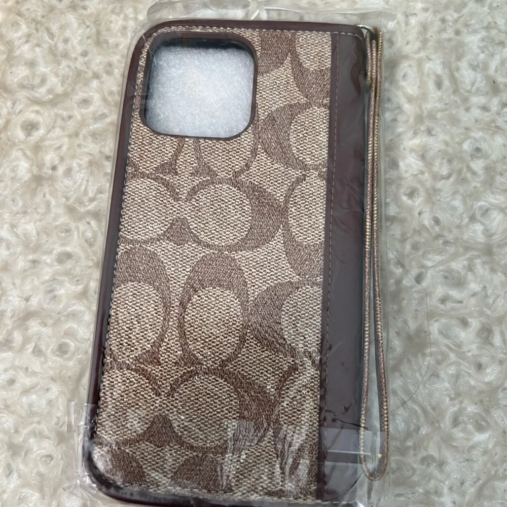 Coach iphone 13