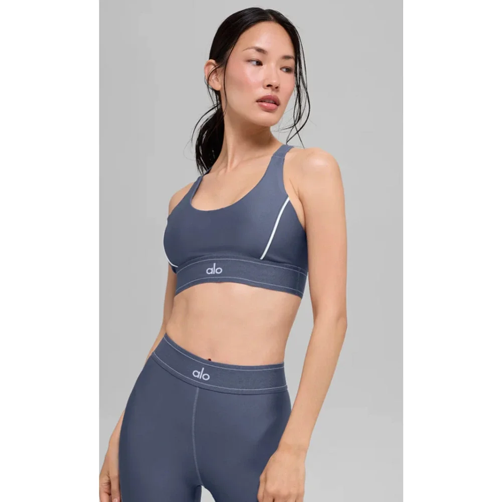 Alo Yoga Airlift Suit Up Bra Size XS NWT Bluestone/White