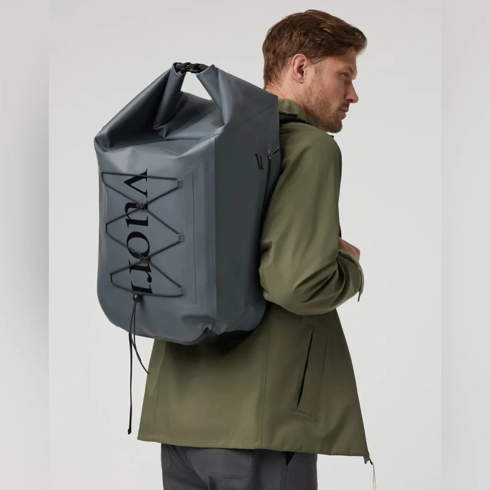 NWT Vuori Dry Bag in Charcoal Waterproof Bag