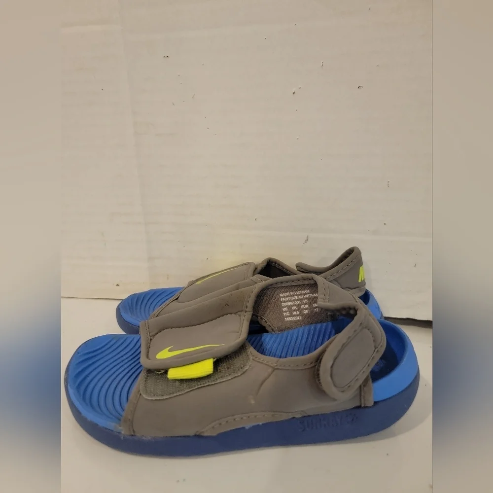 Nike sunray sandals