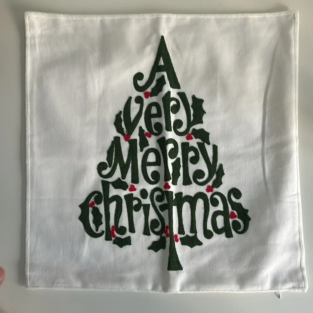 NEW Merry Christmas Embroidered Decorative Throw Pillow Covers Set of 2