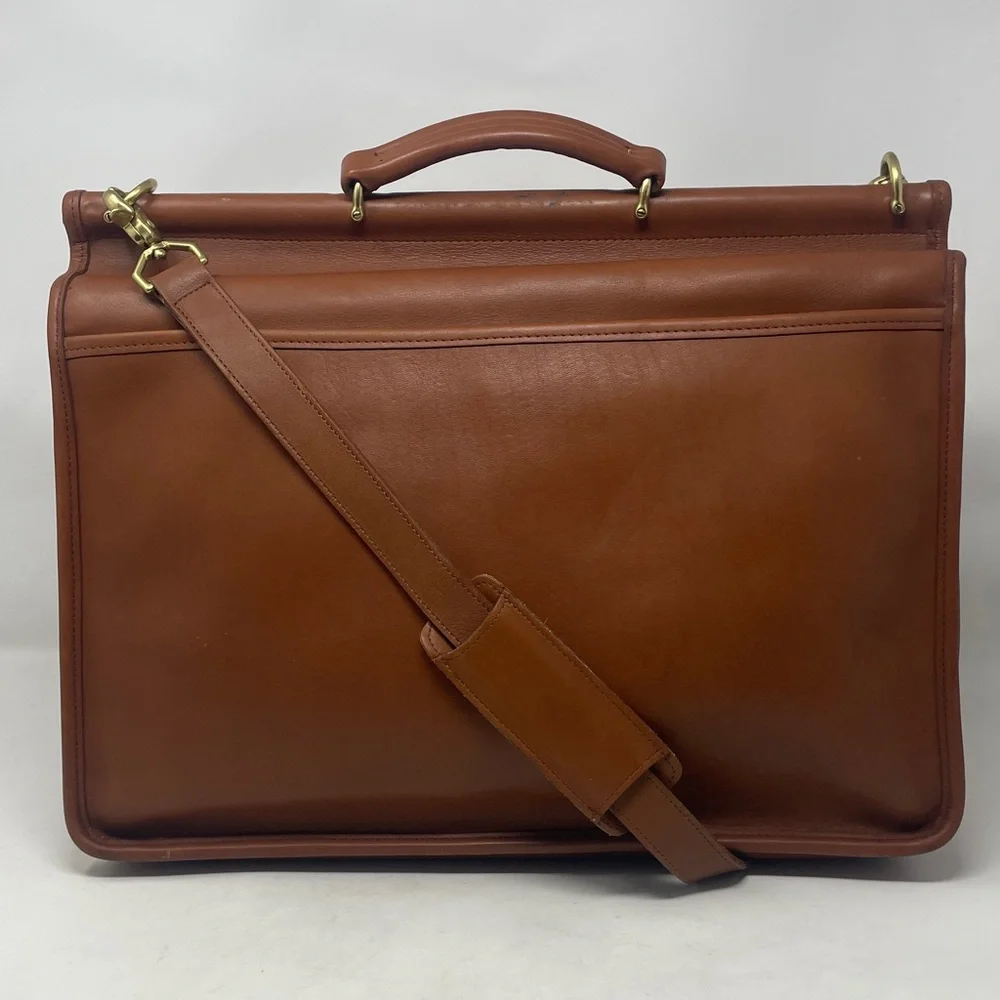 Coach guc zippered